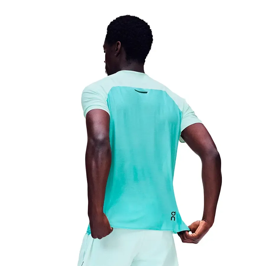 Imagen 1 de 5 de Remera On Performance-T-AQUA/AERO