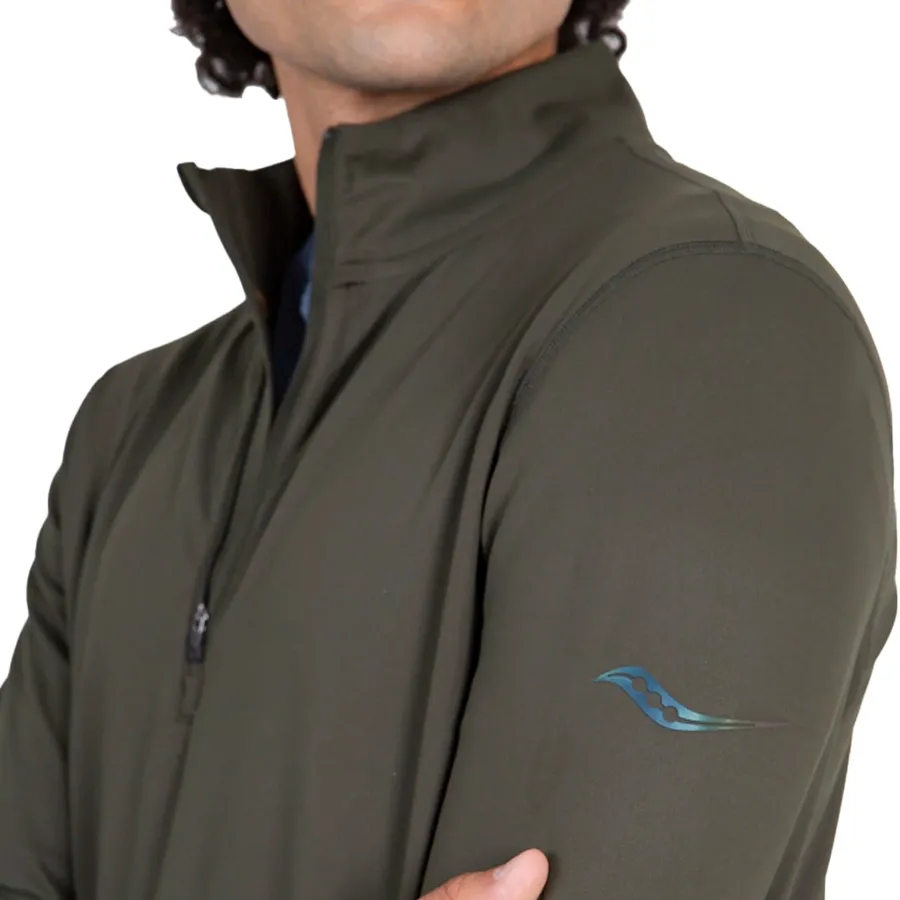 Imagen 1 de 4 de Buzo Saucony Zip Solstice 1/4-OLIVA