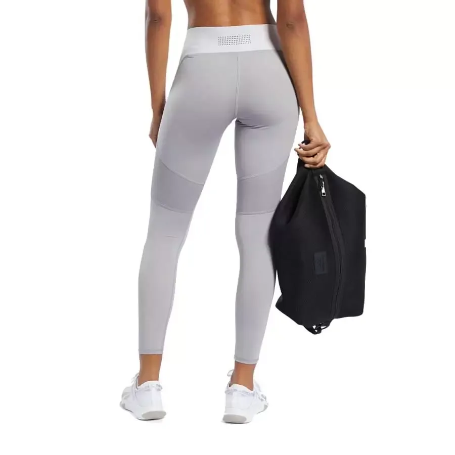 Imagen 1 de 3 de Calza Reebok Ts Puremove Tight-GRIS