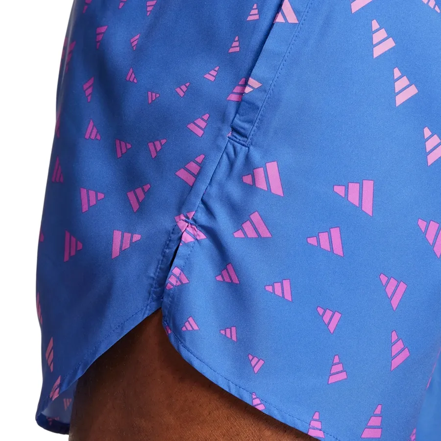 Imagen 3 de 5 de Shorts adidas Run It Wind.Dry-AZUL FRANCIA/ROSA