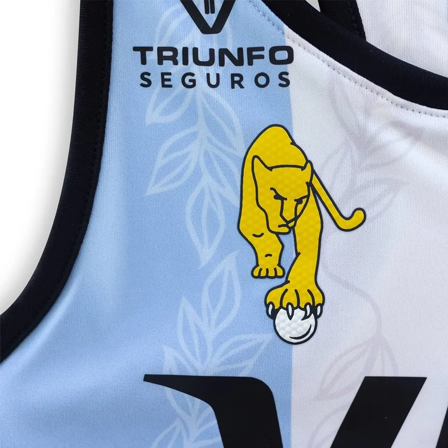 Imagen 3 de 5 de Camiseta Under Armour Leonas Titular-BLANCO/CELESTE