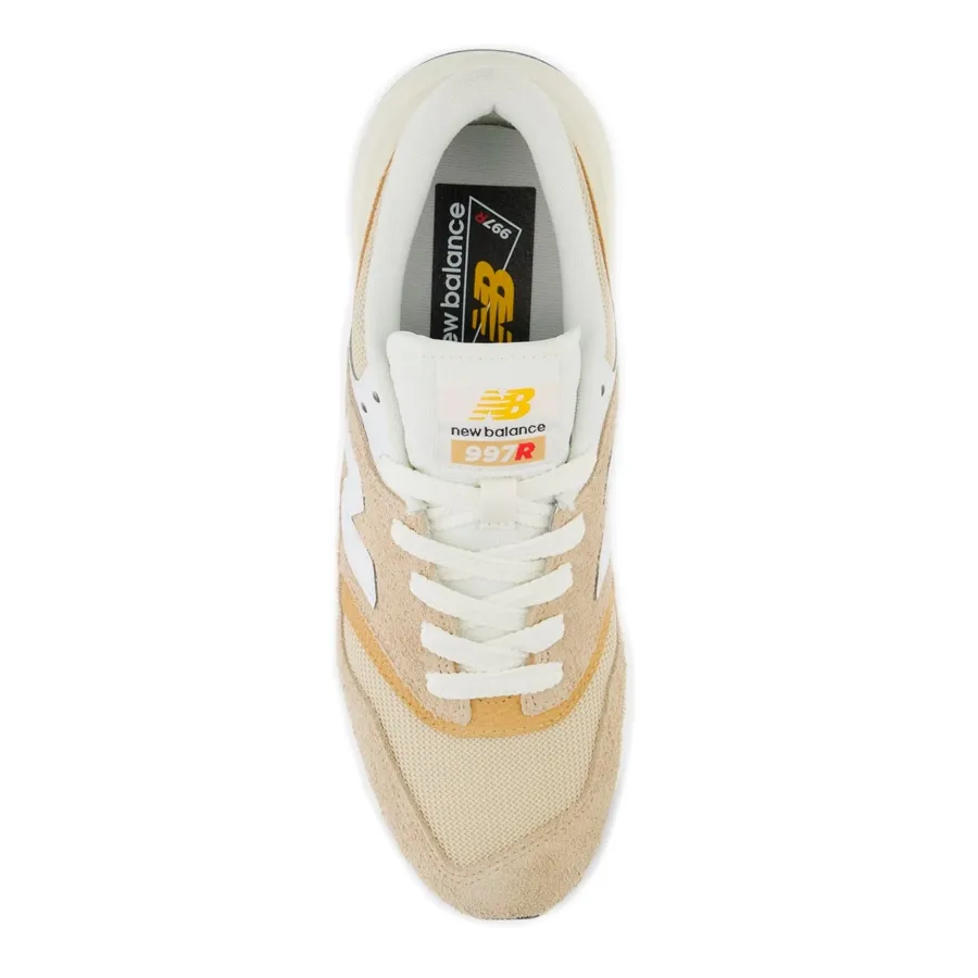 Imagen 2 de 5 de Zapatillas New Balance 997R-BEIGE/BLANCO
