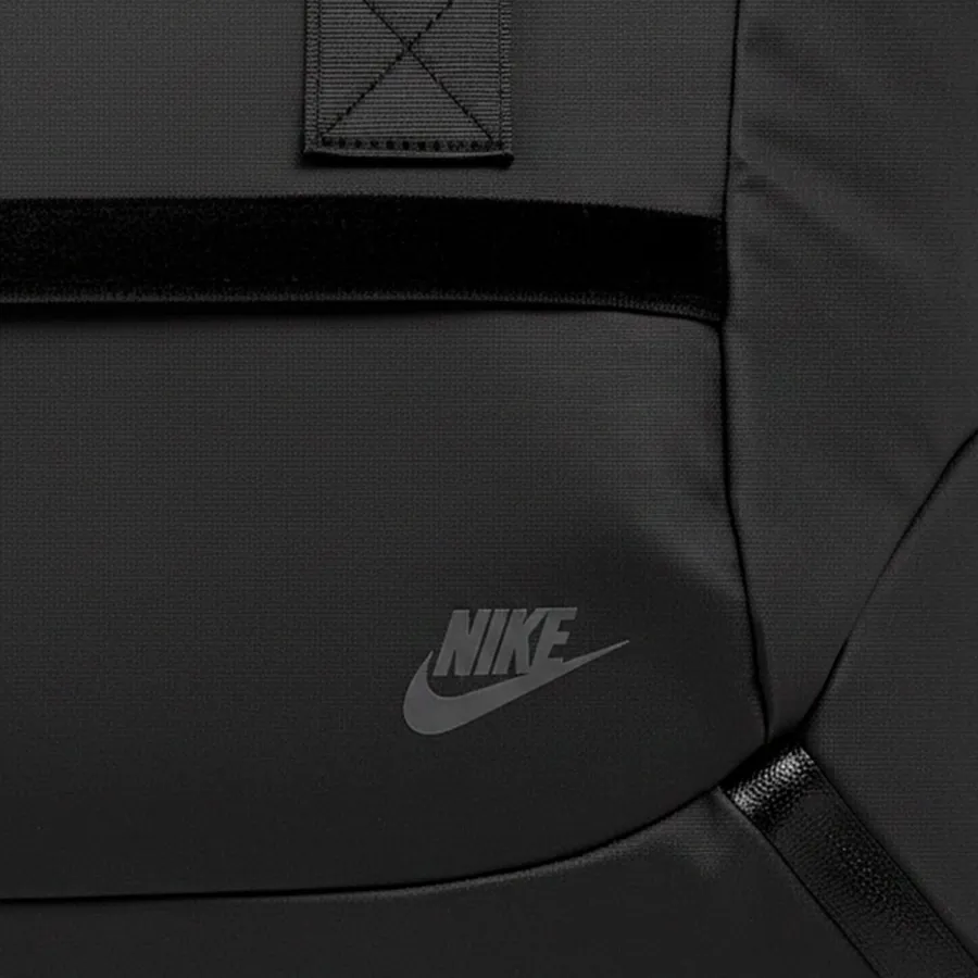 Imagen 2 de 3 de Bolso Nike Fútbol-NEGRO