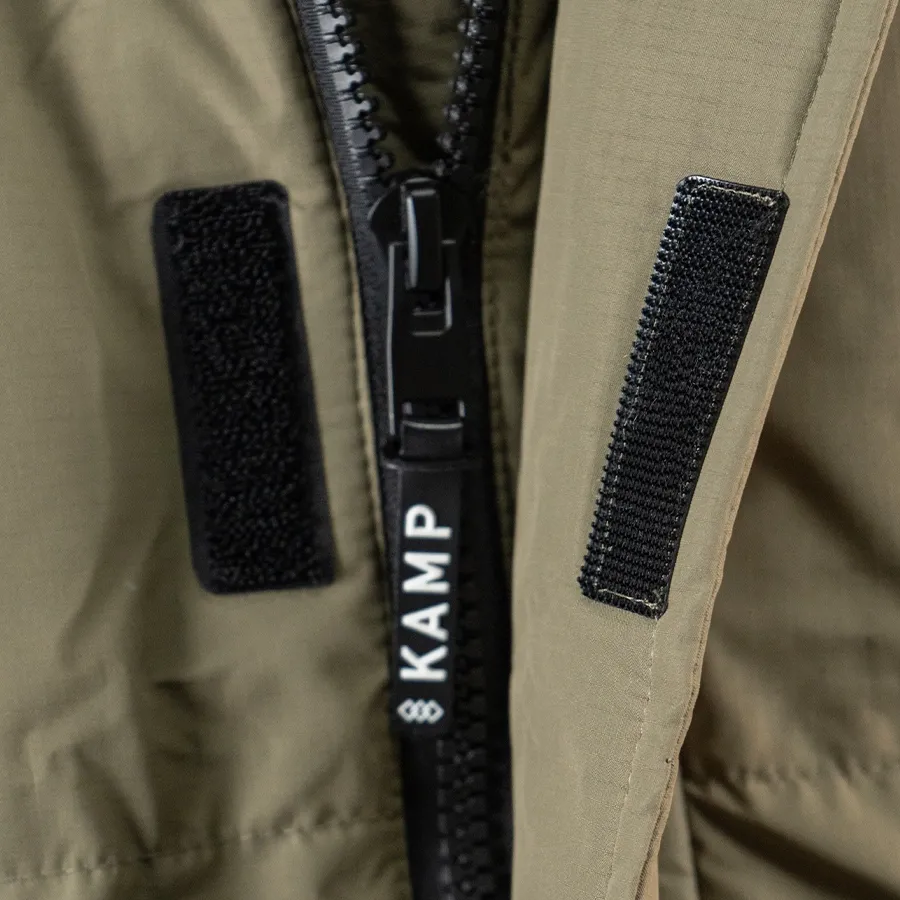 Imagen 4 de 6 de Campera Kamp Padding 25-VERDE OLIVA/NEGRO