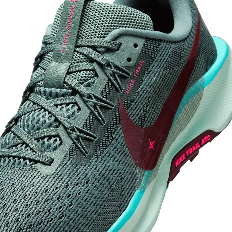 Imagen 6 de 8 de Zapatillas Nike Pegasus Trail 5-PETROLEO/BORDO