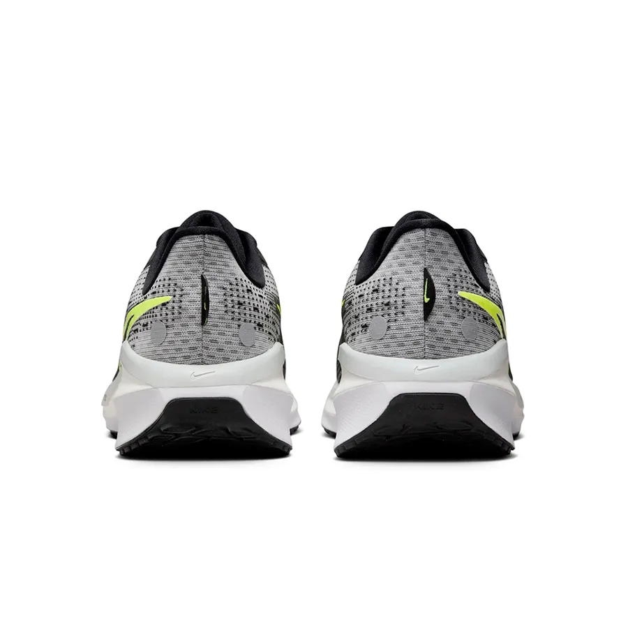 Imagen 5 de 6 de Zapatillas Nike Vomero 17-GRIS/NEGRO/AMARILLO FLUOR