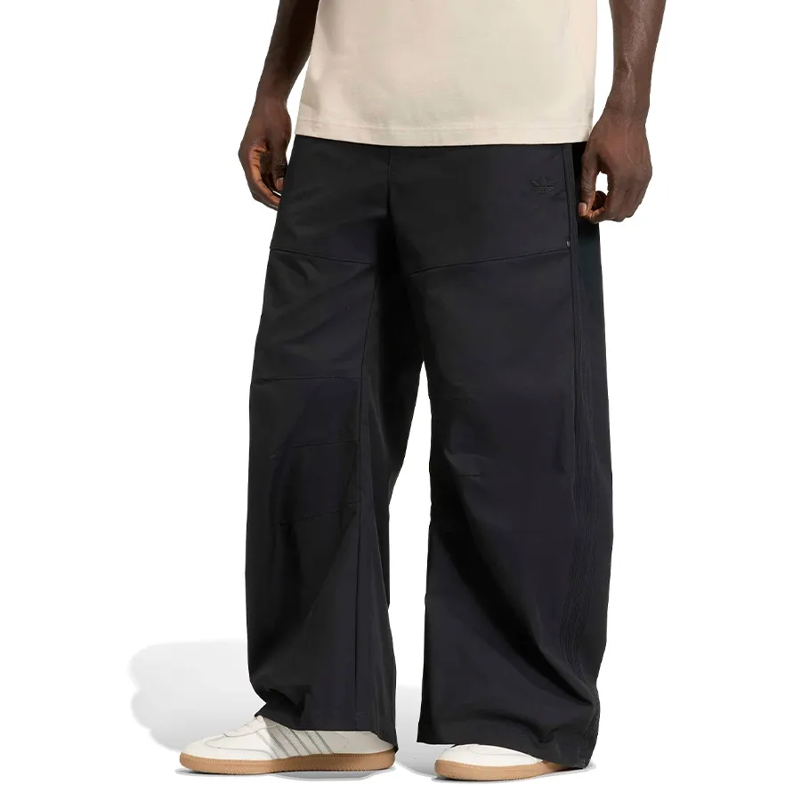 Imagen 0 de 5 de Pantalón adidas originals Premium Essentials-NEGRO