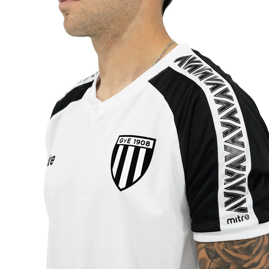 Imagen 6 de 9 de Remera Mitre Striker Gimnasia y Esgrima-BLANCO