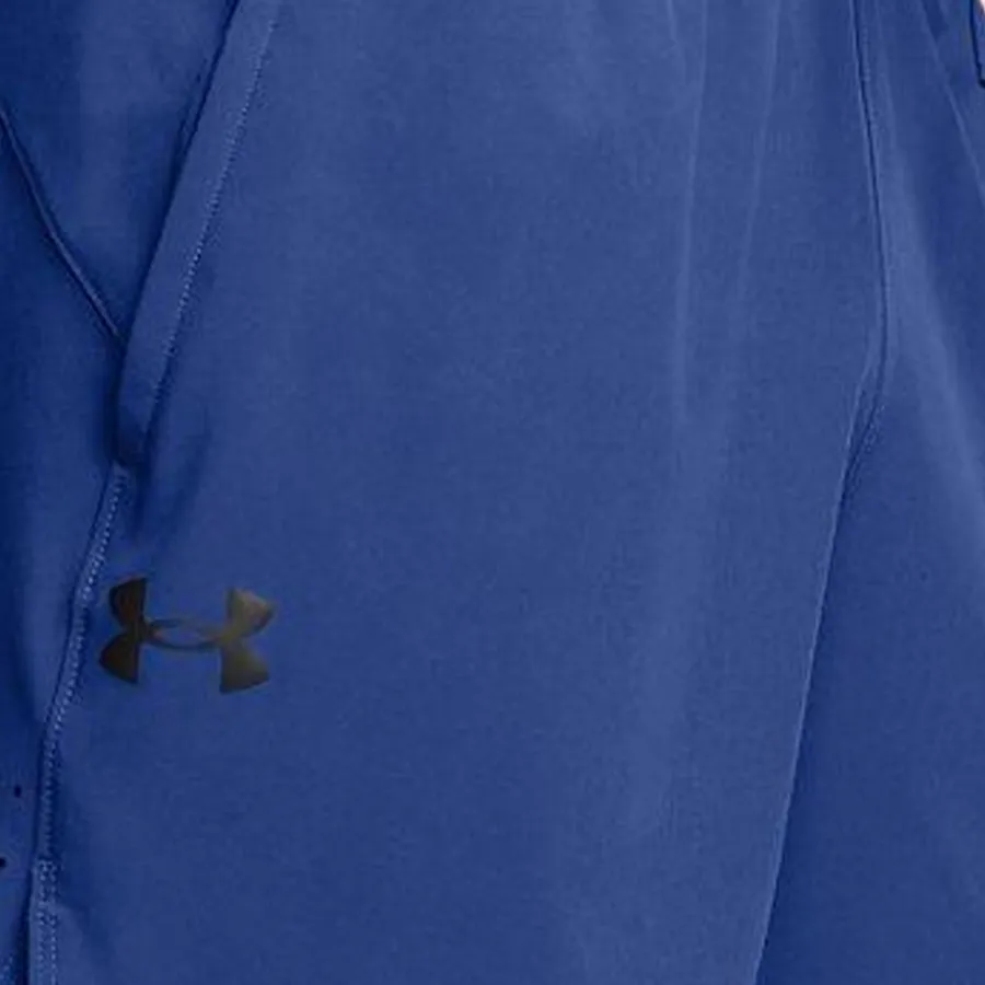 Imagen 4 de 5 de Short Under Armour de Entrenamiento Peak Woven-AZUL