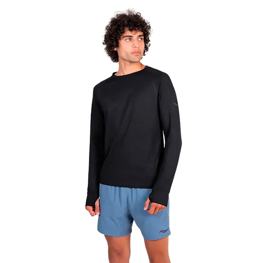 Imagen 0 de 5 de Buzo Saucony Thermal Top Triumph 3D Crew-NEGRO