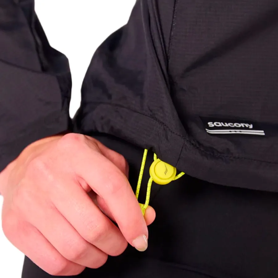 Imagen 5 de 6 de Campera Saucony Rompeviento Peregrine Packaway 2-NEGRO