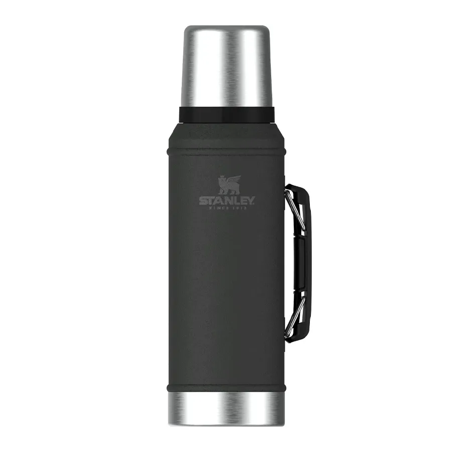 Imagen 0 de 4 de Termo Stanley Classic 950 ml-NEGRO/PLATA