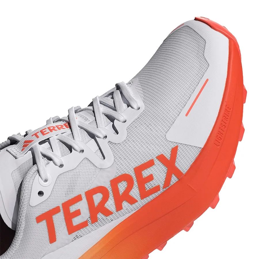 Imagen 5 de 7 de Zapatillas adidas Terrex Agravic 3-BLANCO/NARANJA
