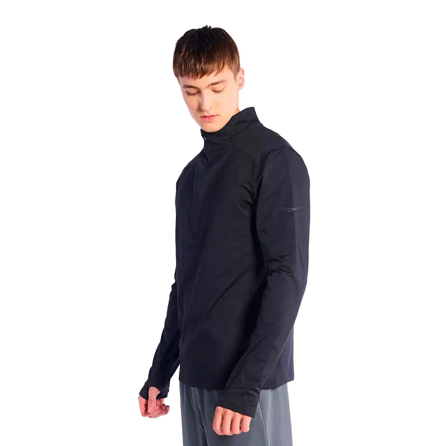 Imagen 1 de 6 de Campera Saucony Triumph Brushed-NEGRO