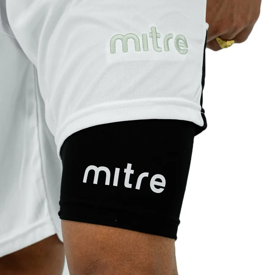 Imagen 1 de 2 de Calza Mitre Termica Gimnasia y Esgrima-NEGRO