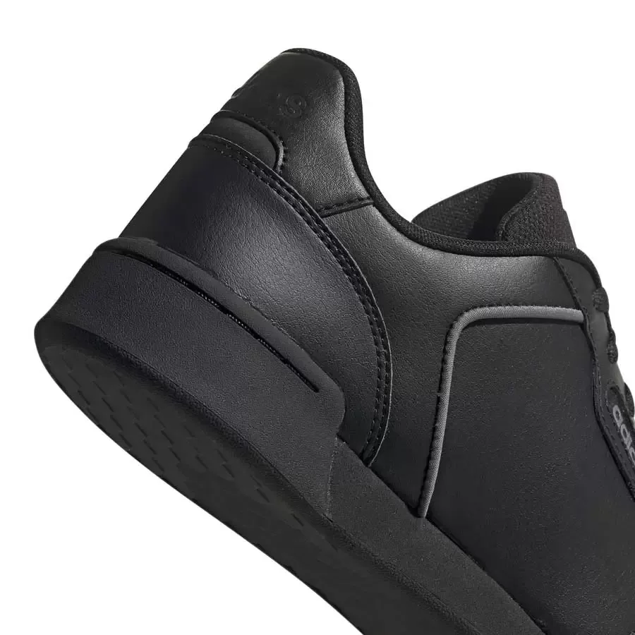 Imagen 4 de 5 de Zapatillas adidas Roguera-NEGRO