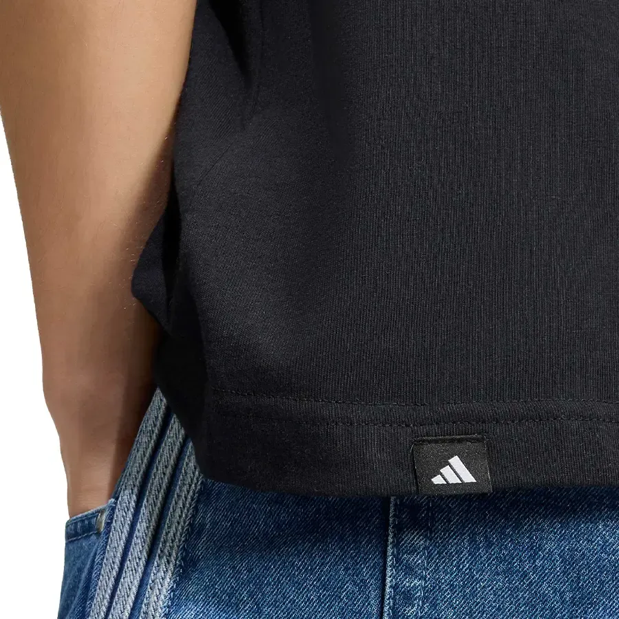 Imagen 4 de 5 de Remera adidas Graphic Mercedes Amg-NEGRO/TURQUESA
