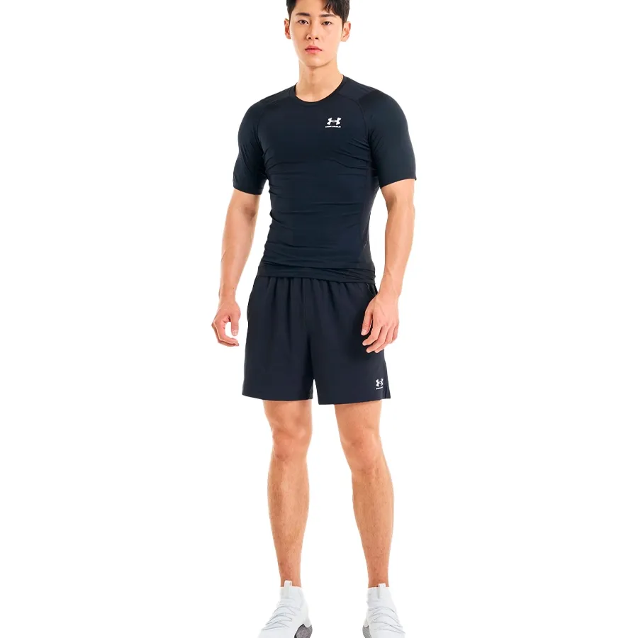 Imagen 2 de 5 de Remera Under Armour Heatgear-NEGRO