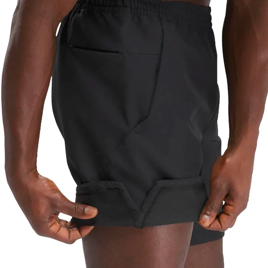 Imagen 2 de 4 de Short Reebok Strength 4.0-NEGRO