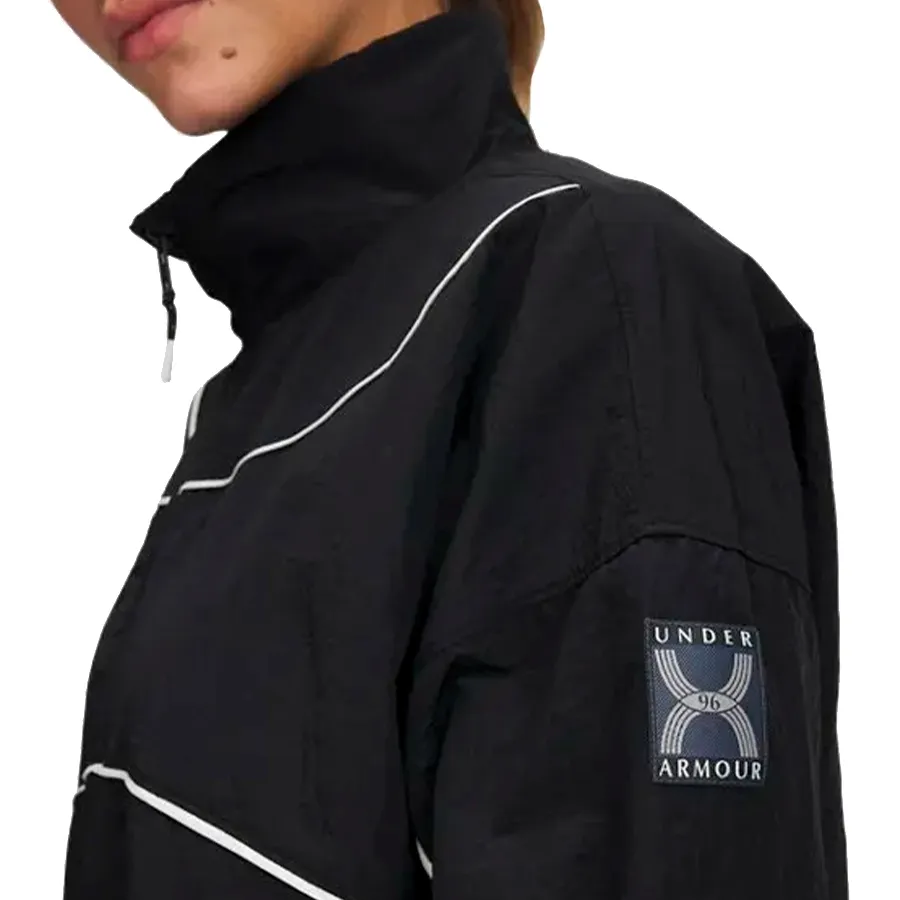 Imagen 2 de 3 de Campera Under Armour Run 96-NEGRO