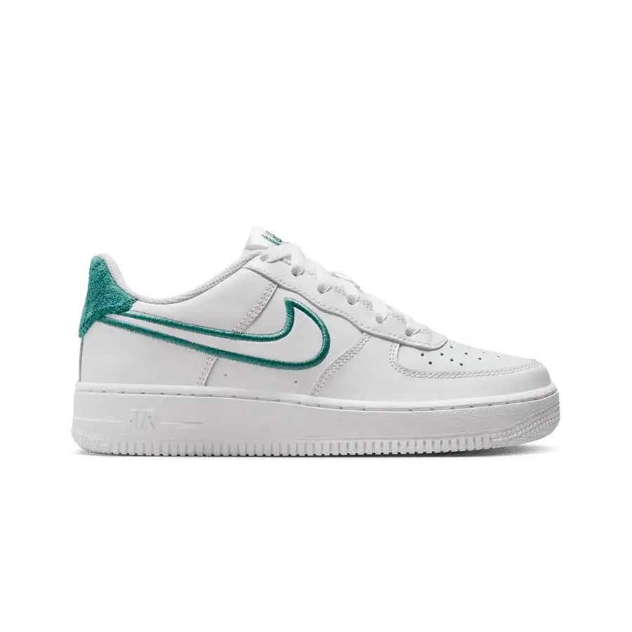 Imagen 0 de 8 de Zapatillas Nike Air Force 1 LV8-BLANCO/VERDE