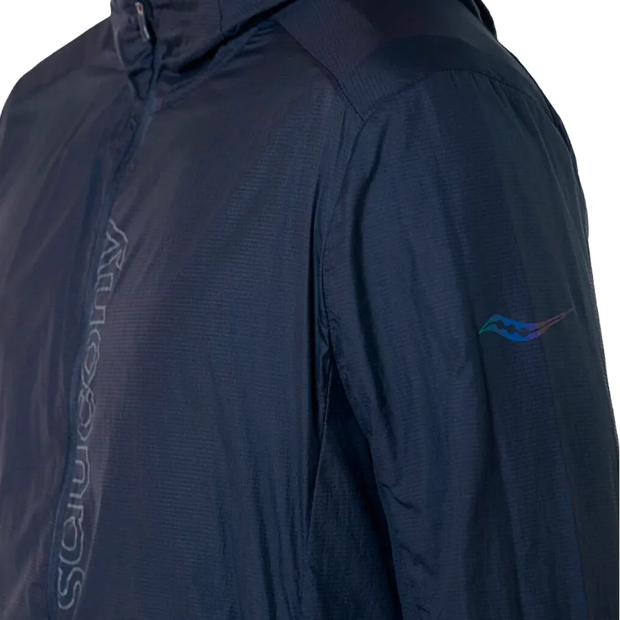 Imagen 3 de 7 de Campera Saucony Rompeviento Peregrine Packaway 2-NEGRO