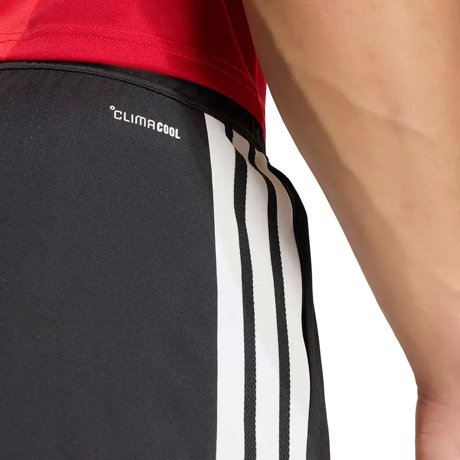 Imagen 4 de 5 de Short adidas Entrenamiento Tiro26 Competition River Plate 26/27-NEGRO/ROJO/BLANCO