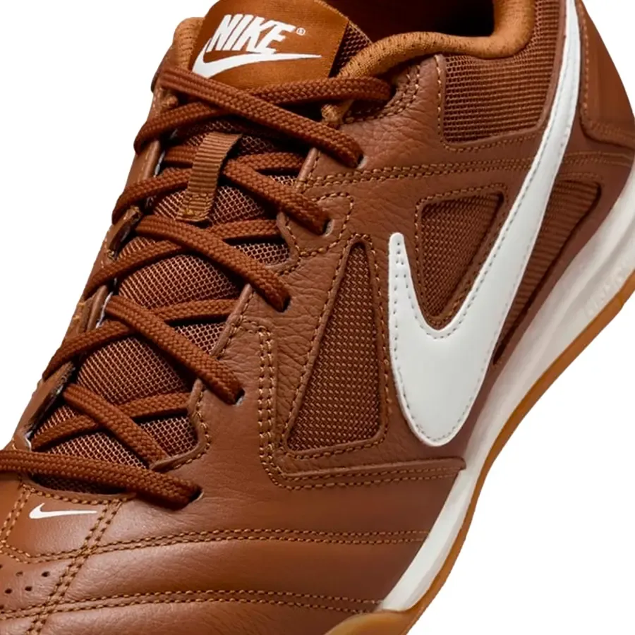 Imagen 6 de 8 de Botines Nike Gato In-CAMEL