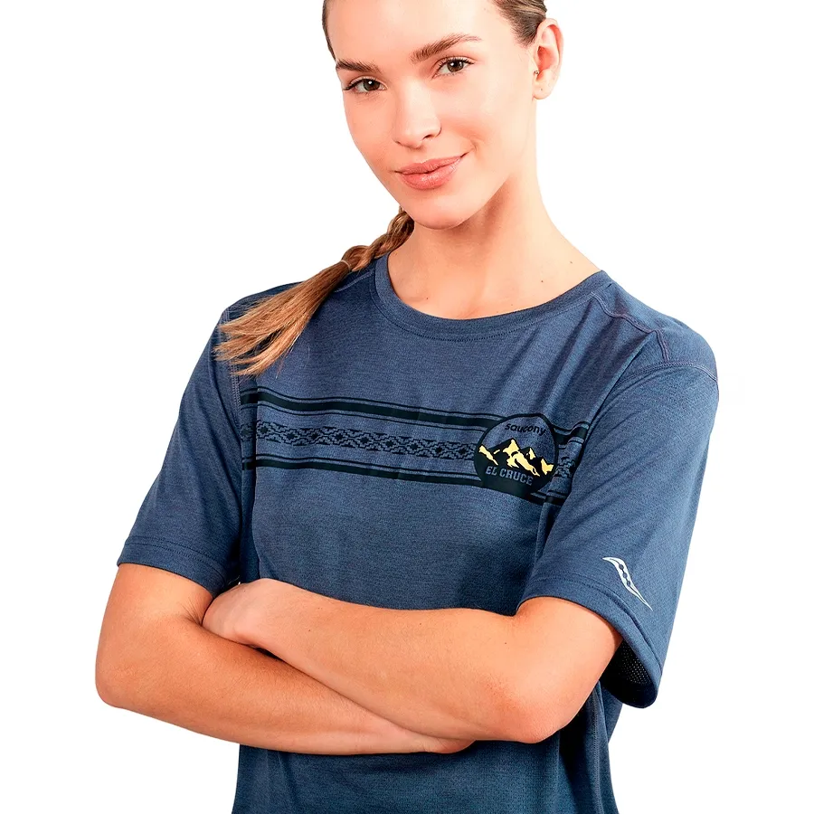 Imagen 4 de 7 de Remera Saucony Stopwatch El Cruce-GRIS