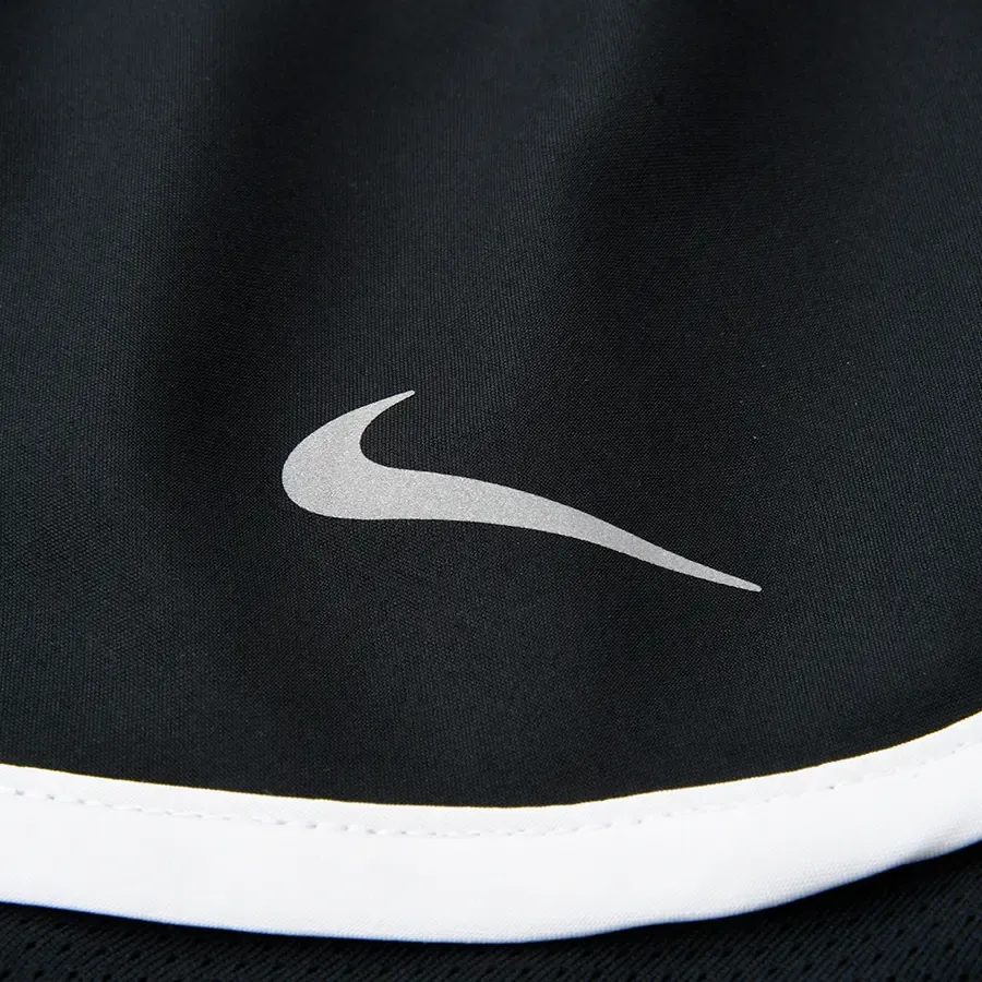 Imagen 2 de 4 de Short Nike Tempo 3"-NEGRO