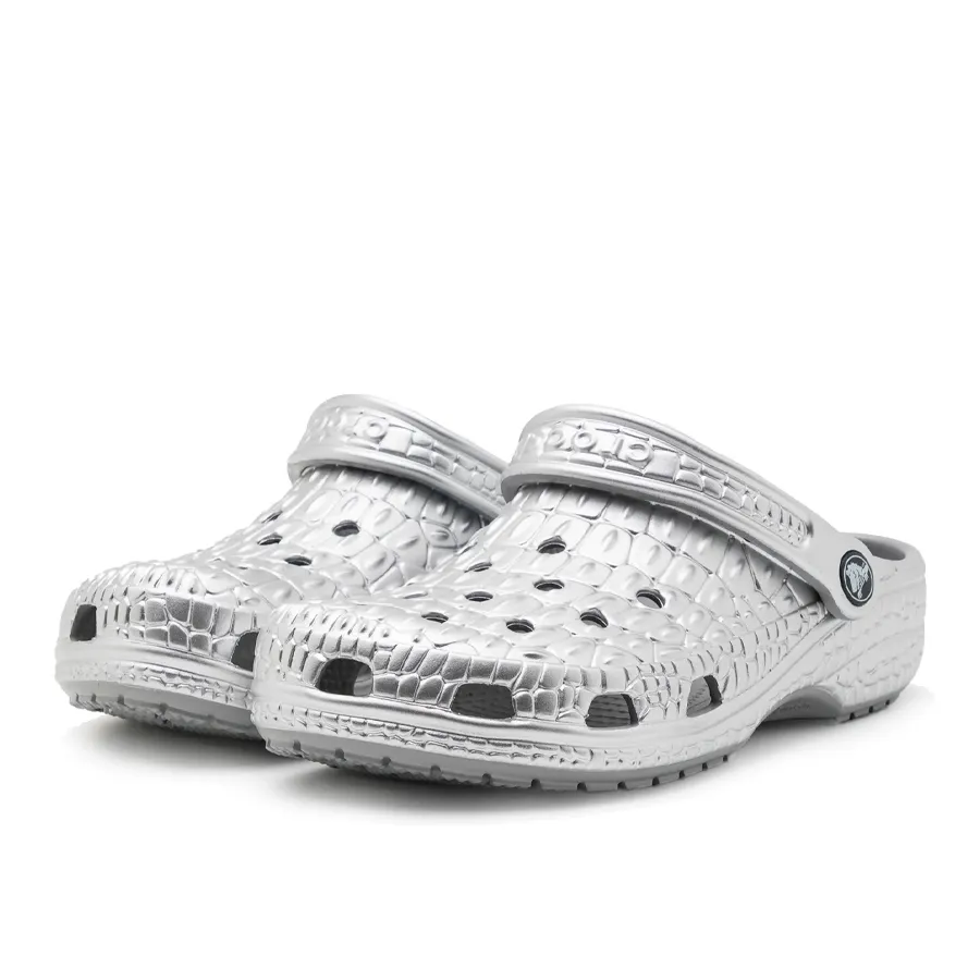 Imagen 2 de 6 de Ojotas Crocs Classic Metallic-PLATA
