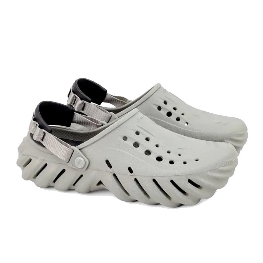 Imagen 1 de 3 de Sandalias Crocs Echo Clog-CEMENTO