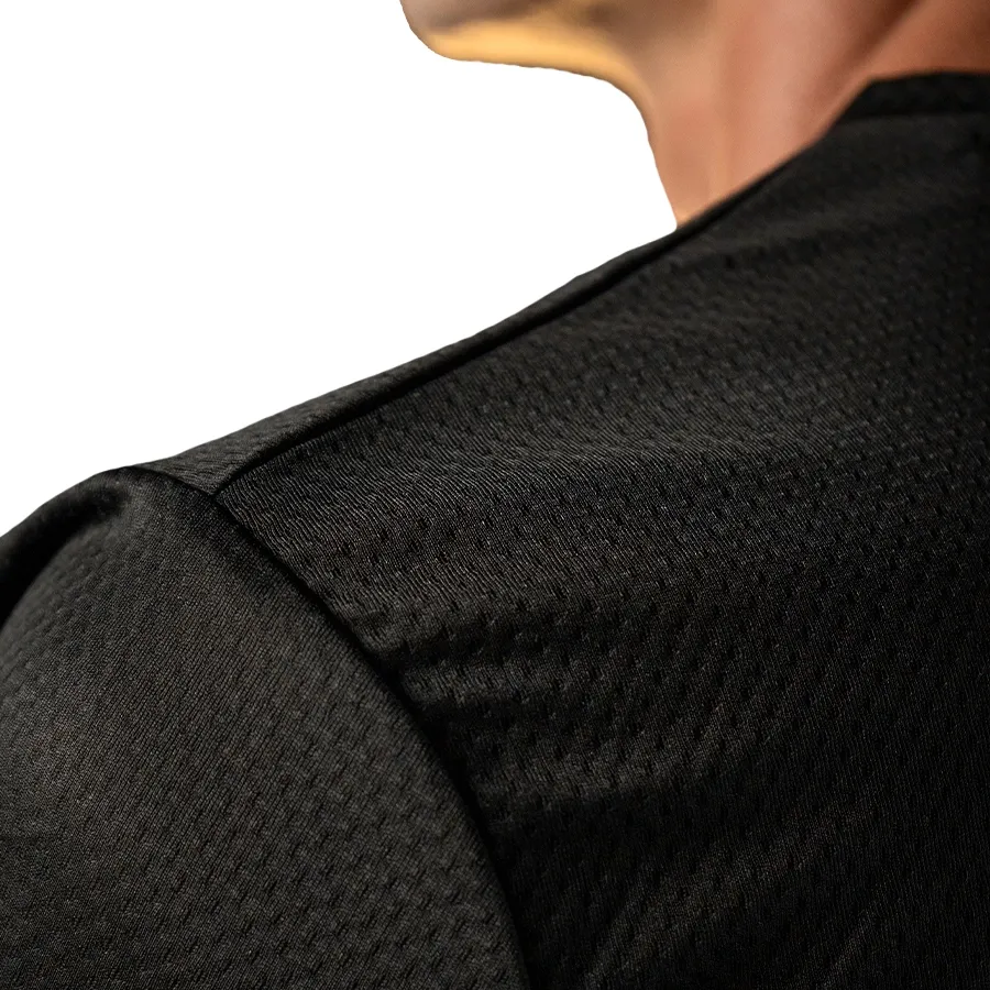 Imagen 5 de 6 de Remera Asics Mim Conmemorativa 25-NEGRO
