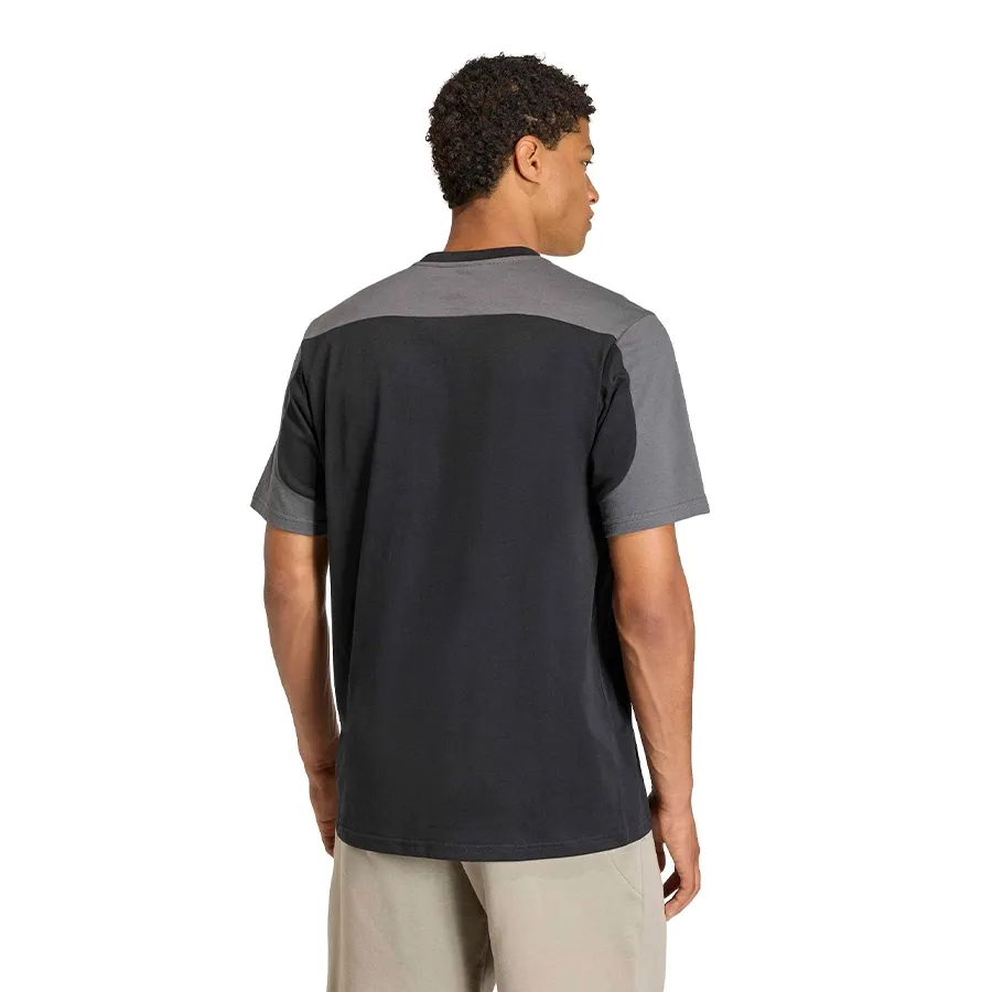 Imagen 1 de 5 de Remera adidas Collegiate-NEGRO/GRIS