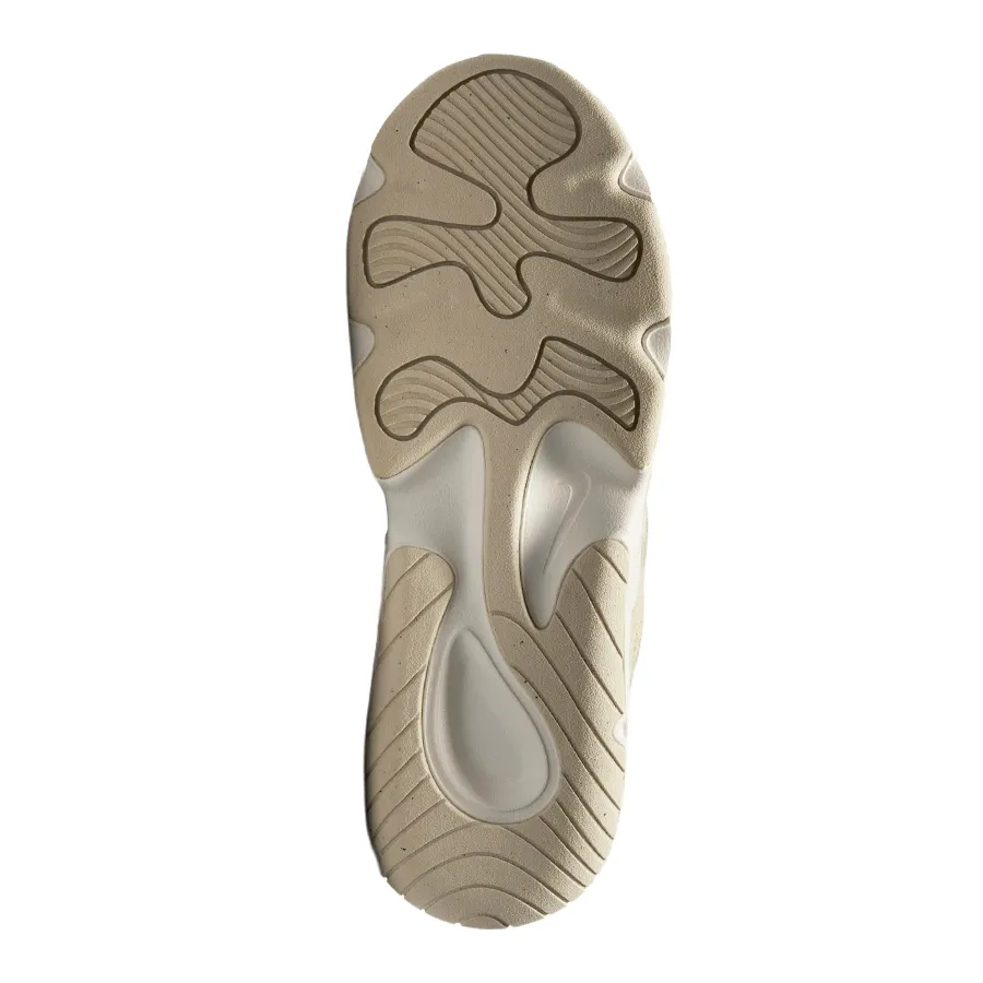 Imagen 4 de 8 de Zapatillas Nike Tech Hera-HUESO