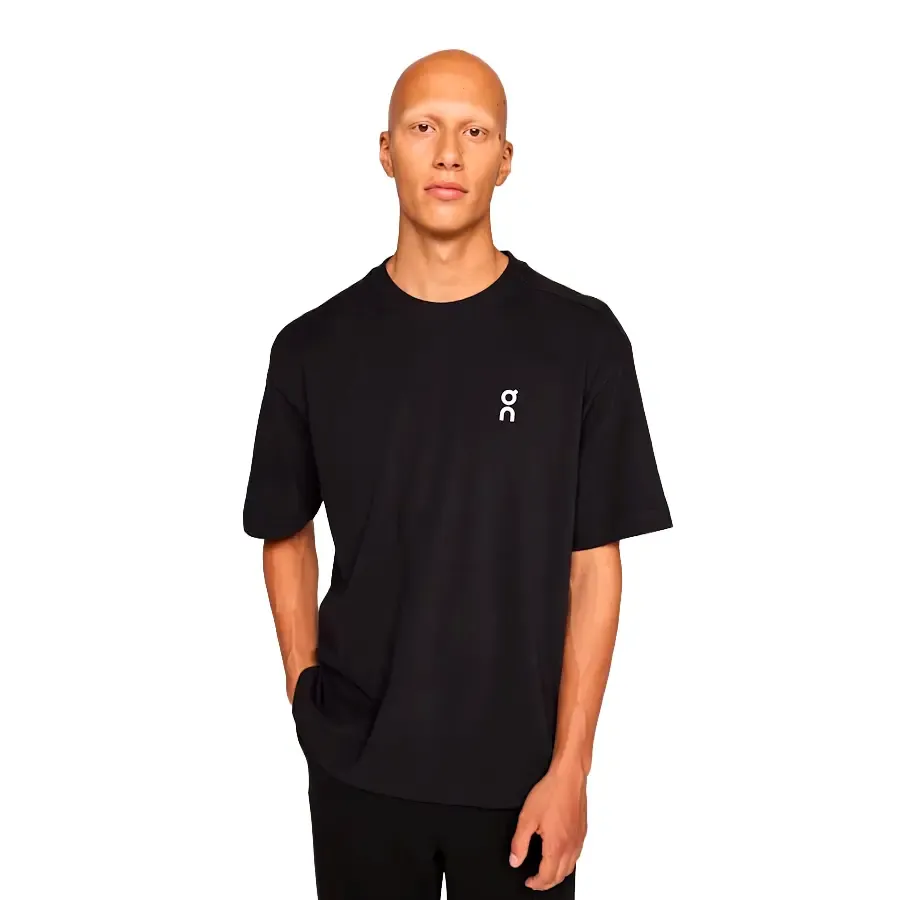 Imagen 0 de 3 de Remera On Club-T-NEGRO