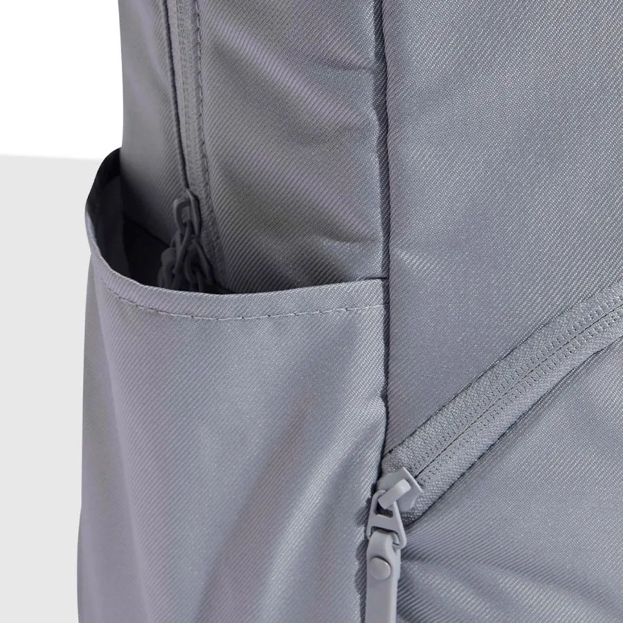 Imagen 5 de 7 de Mochila adidas Prime-GRIS
