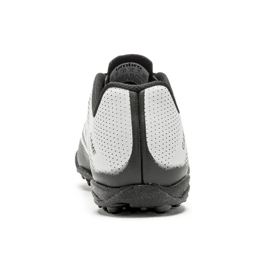 Imagen 2 de 5 de Botines Umbro Game Jr-NEGRO/BLANCO