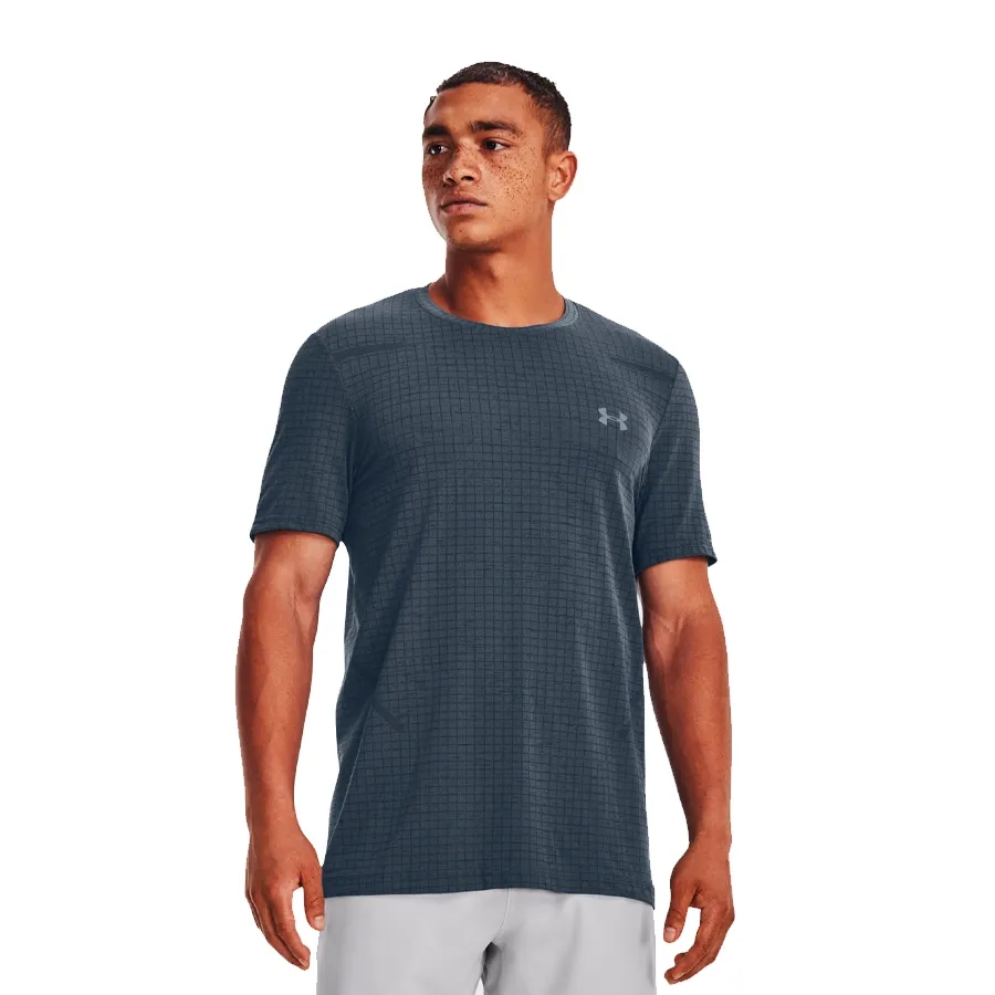 Imagen 2 de 6 de Remera Under Armour Seamless Grid-MARINO