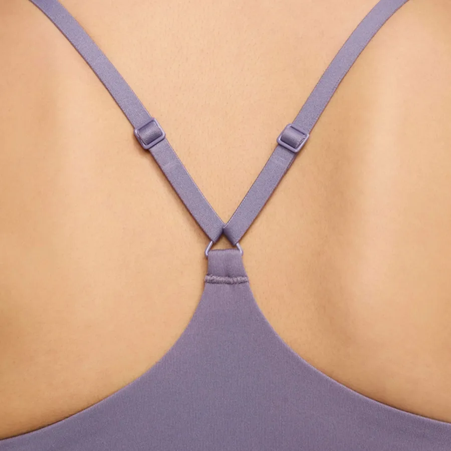 Imagen 4 de 5 de Top Nike Indy Light-Support-LILA