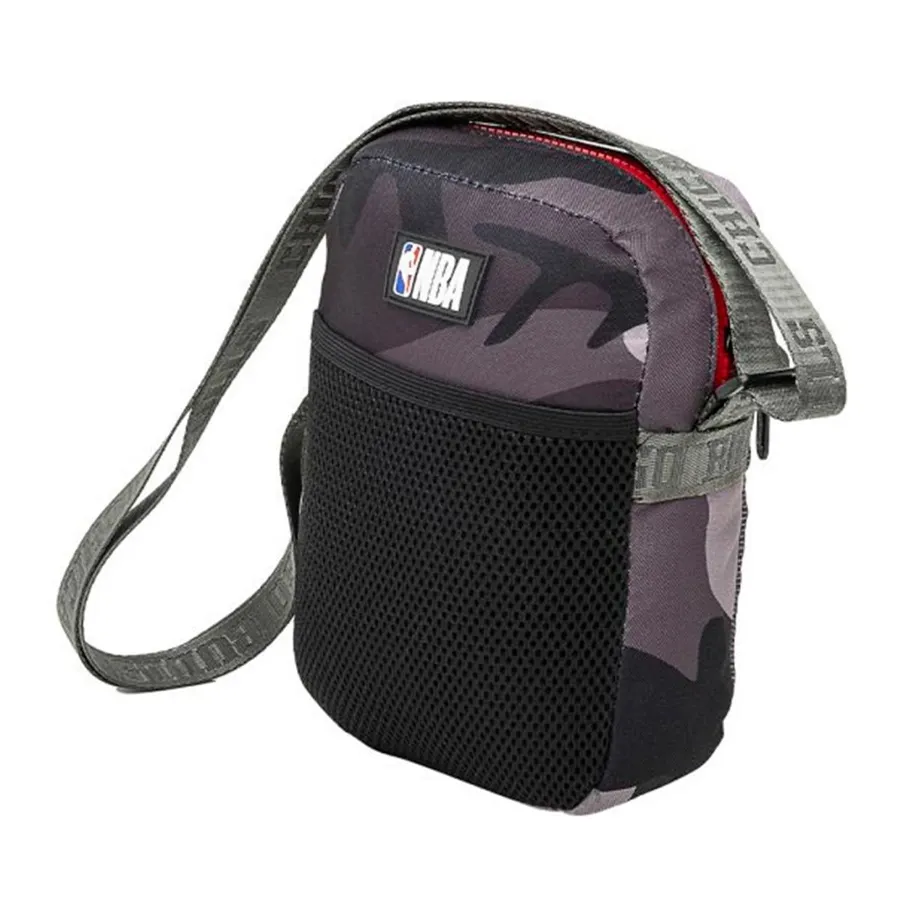 Imagen 1 de 2 de Bandolera Nba Bulls-GRIS/ROJO