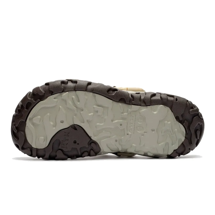 Imagen 4 de 8 de Ojotas Crocs All Terrain Atlas Clog-GRIS