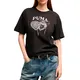 remera-puma-zapatillas-graphics-relaxed-charm-tee-NEGRO