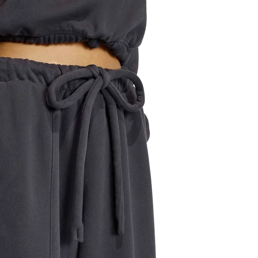 Imagen 4 de 5 de Pantalón adidas originals Essentials Wide-GRAFITO