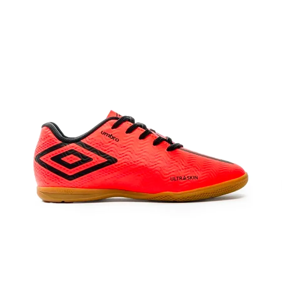 Imagen 0 de 6 de Botines Umbro Sala Ultraskin Jr-CORAL/NEGRO/ROJO