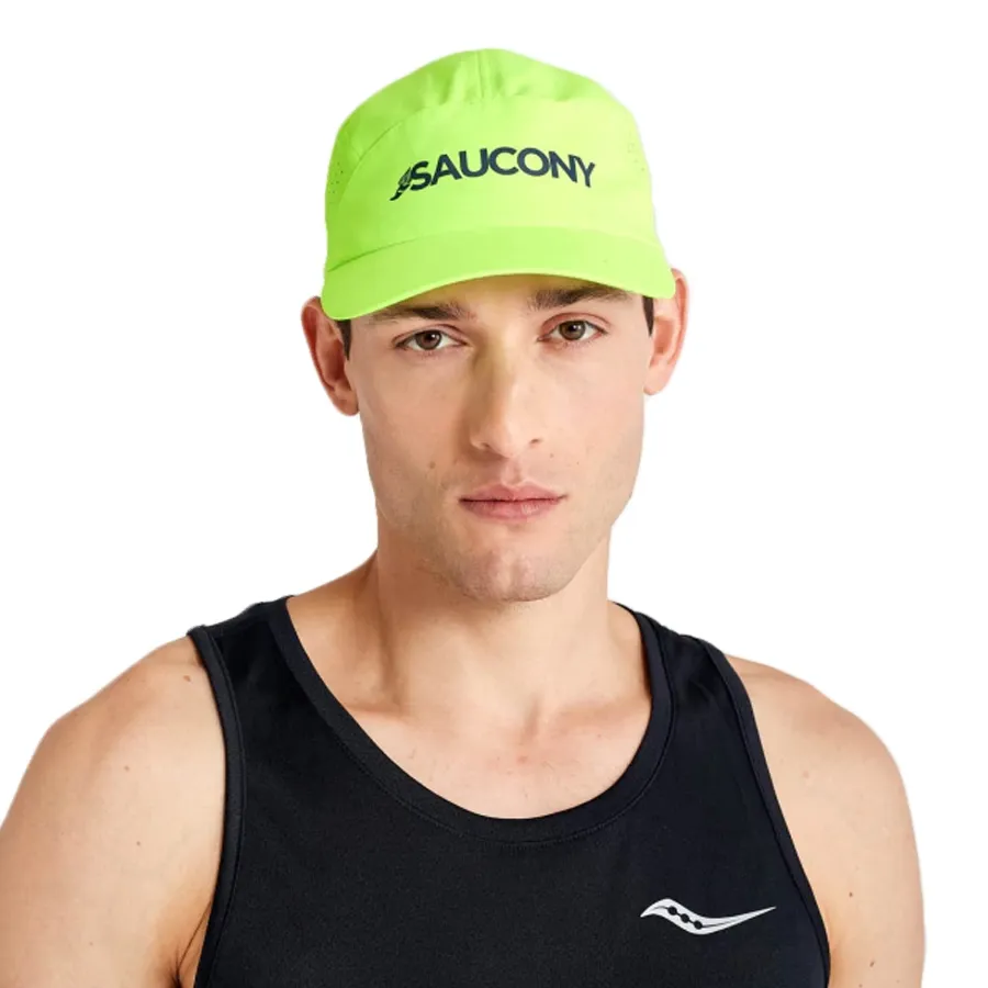 Imagen 1 de 3 de Gorra Saucony Outpace-VERDE FLUOR