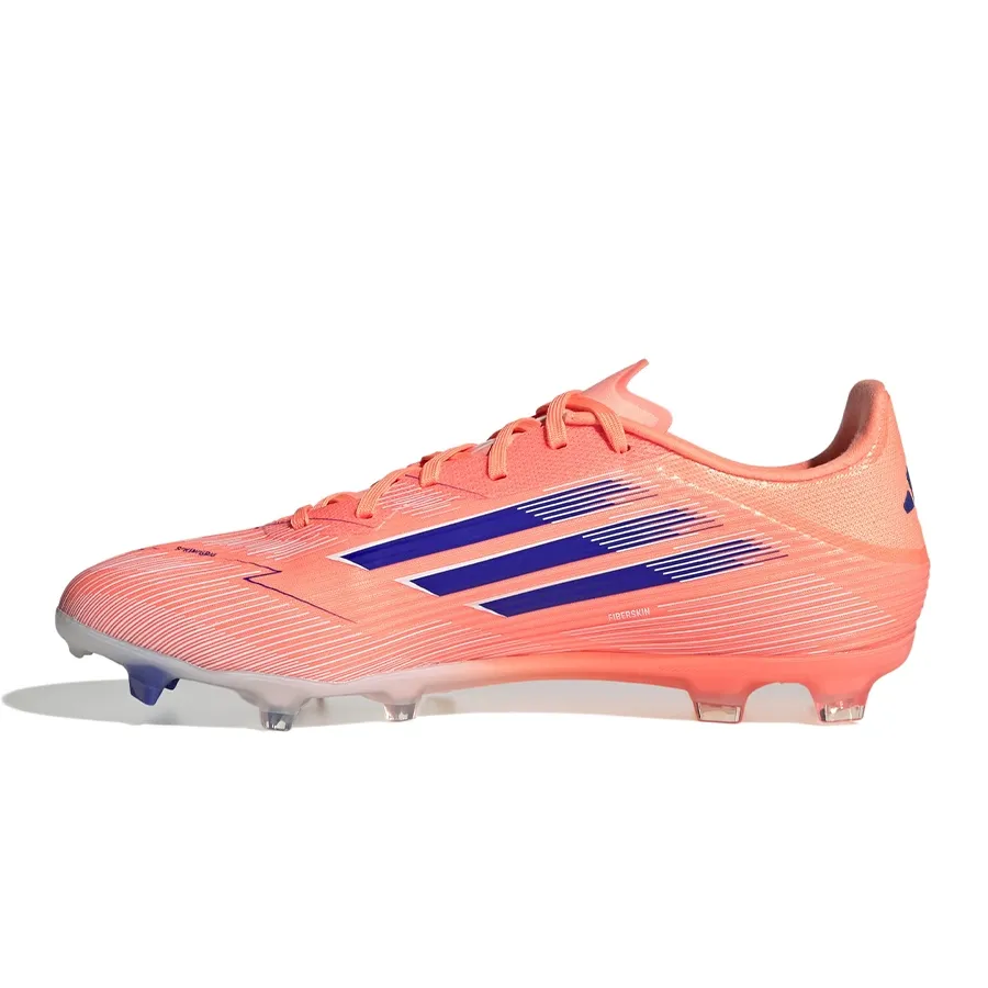 Imagen 2 de 7 de Botines adidas F50 League FG/MG-CORAL/AZUL