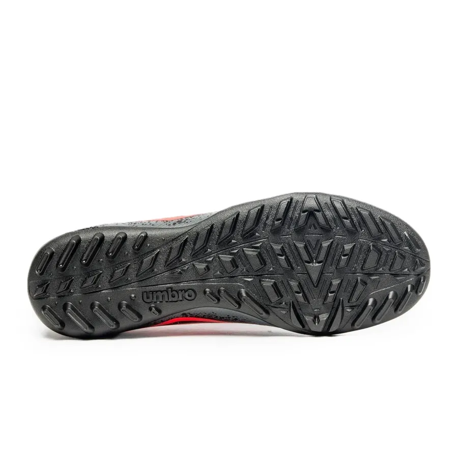 Imagen 5 de 8 de Botines Umbro Cosmic-NEGRO/GRAFITO/CORAL