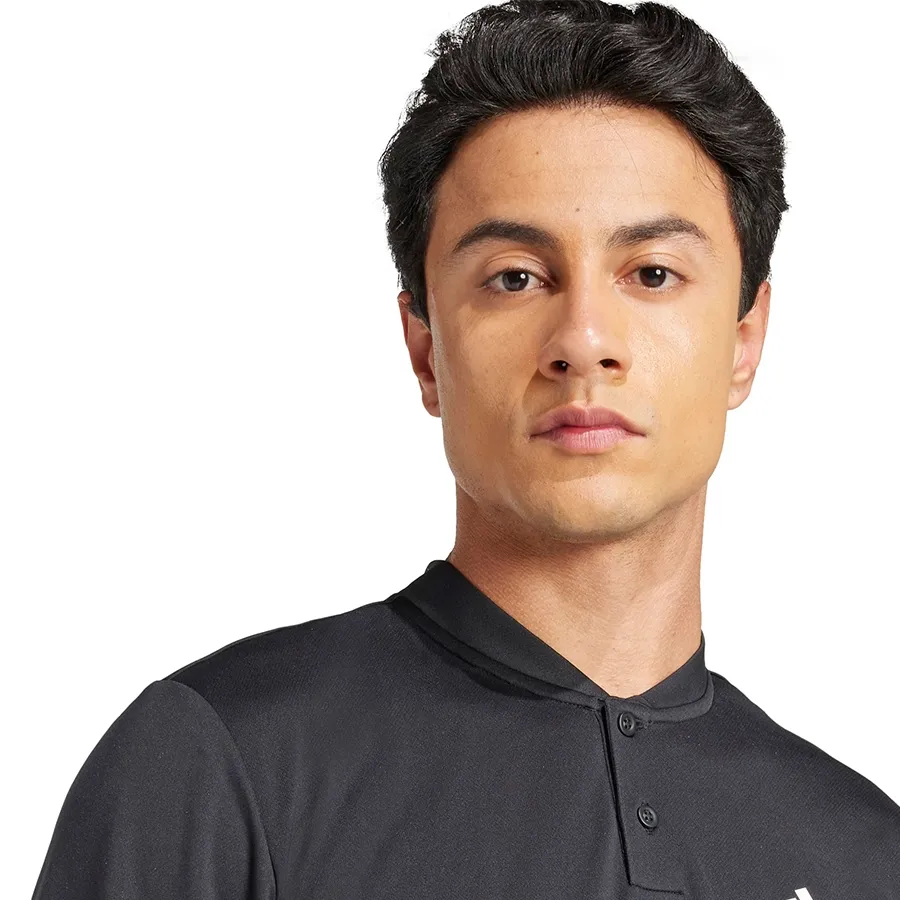 Imagen 3 de 5 de Remera adidas Club Henley-NEGRO