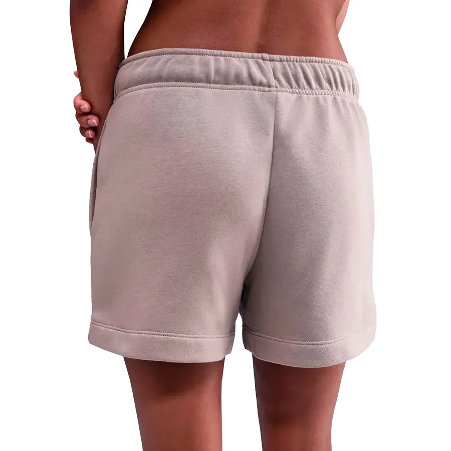 Imagen 1 de 3 de Short Nike Sportswear Club Fleece-BEIGE